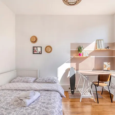 Le Solaris, Free Parking, 10 Min Sncf Station *